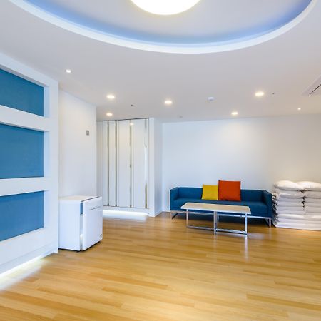 Aimi Jeju Beach Hotel Екстериор снимка