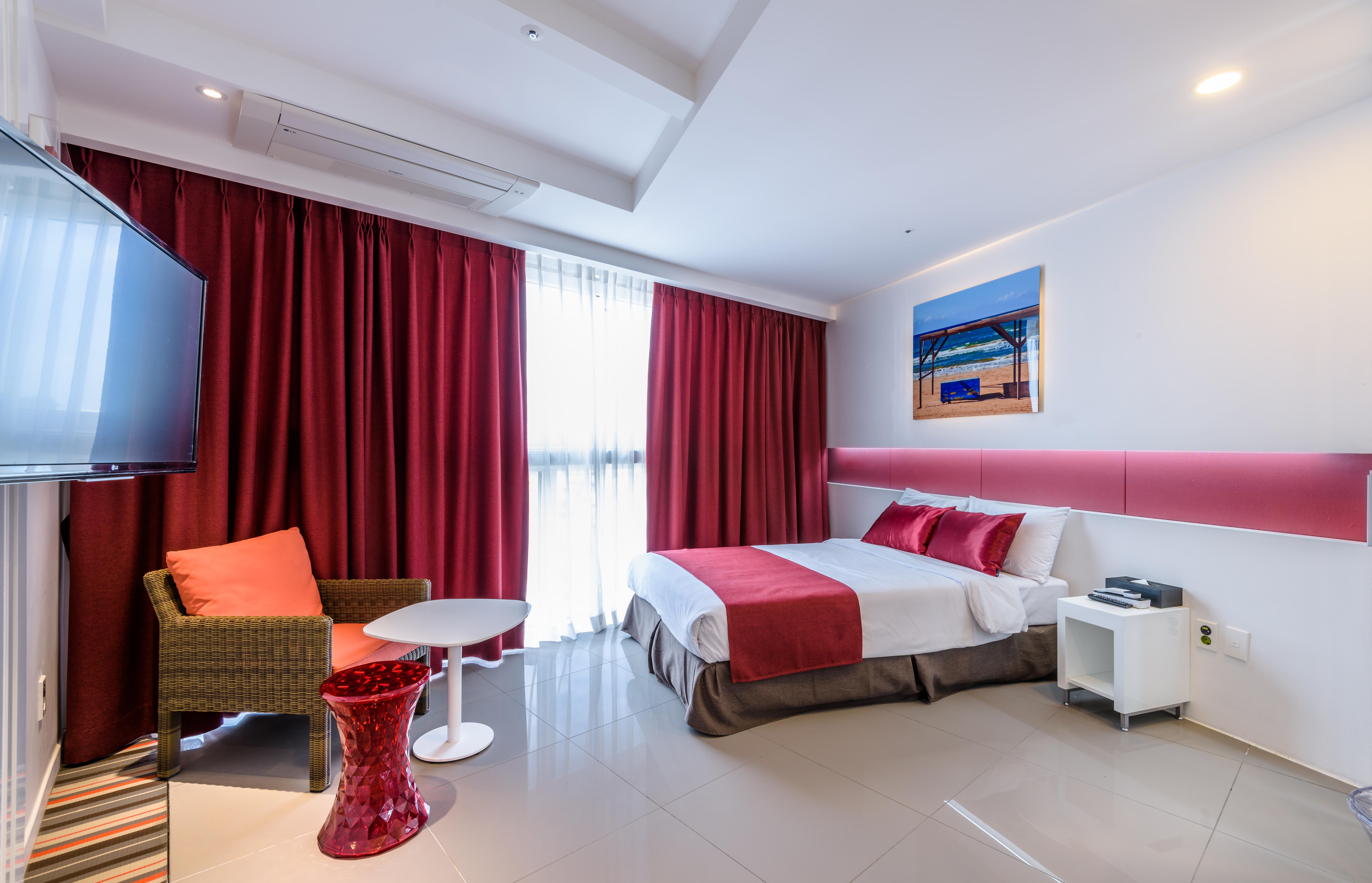 Aimi Jeju Beach Hotel Екстериор снимка