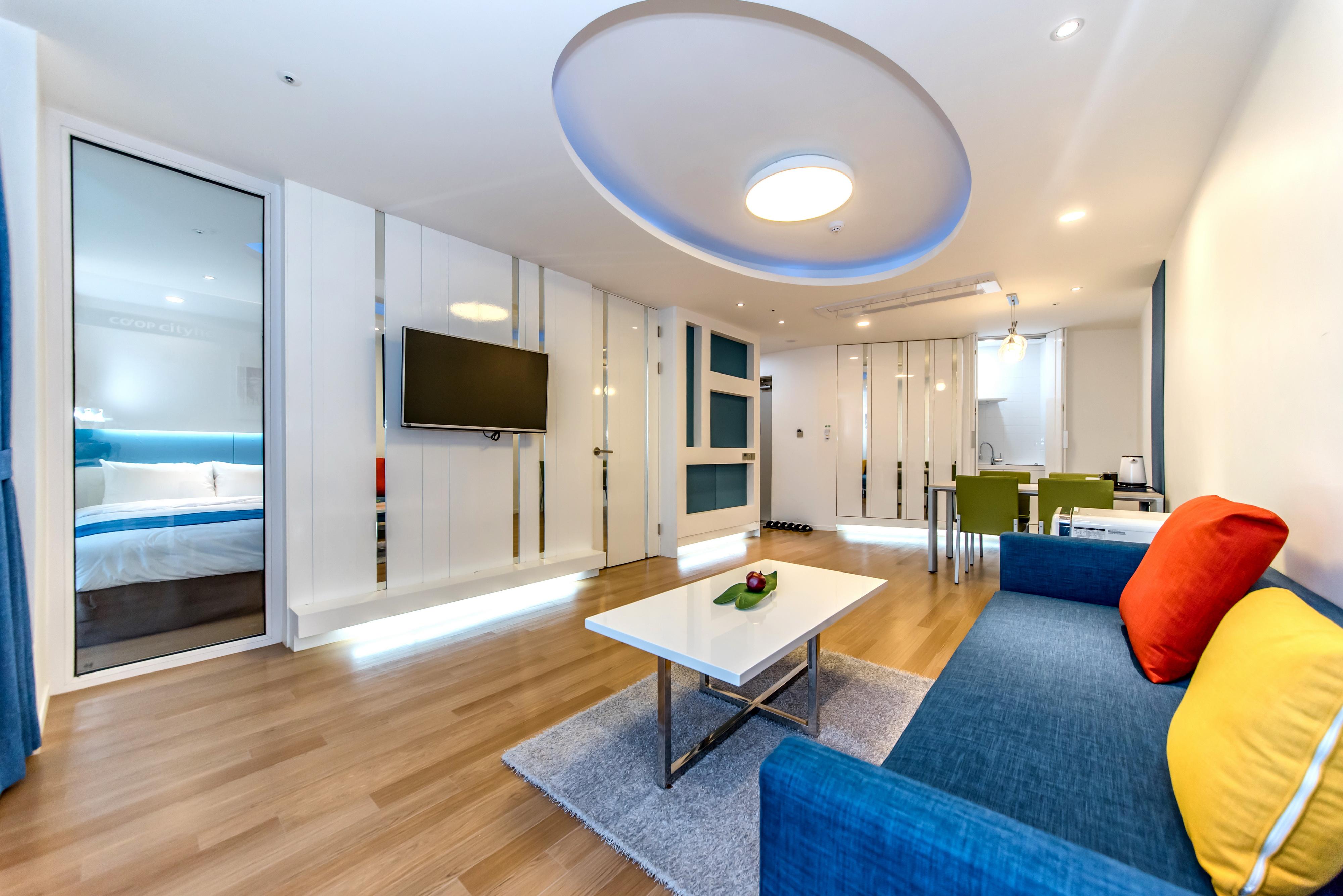 Aimi Jeju Beach Hotel Екстериор снимка