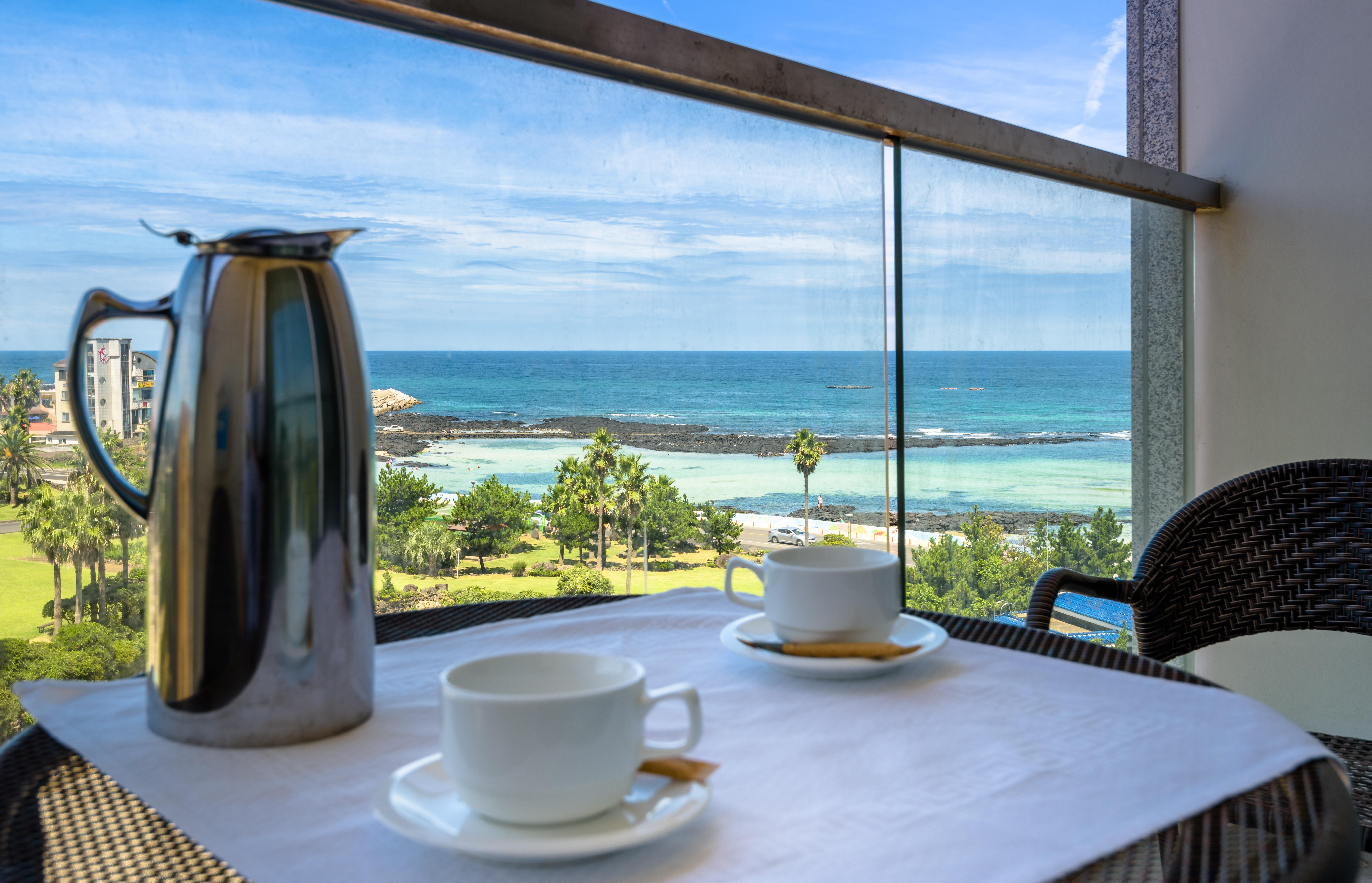 Aimi Jeju Beach Hotel Екстериор снимка