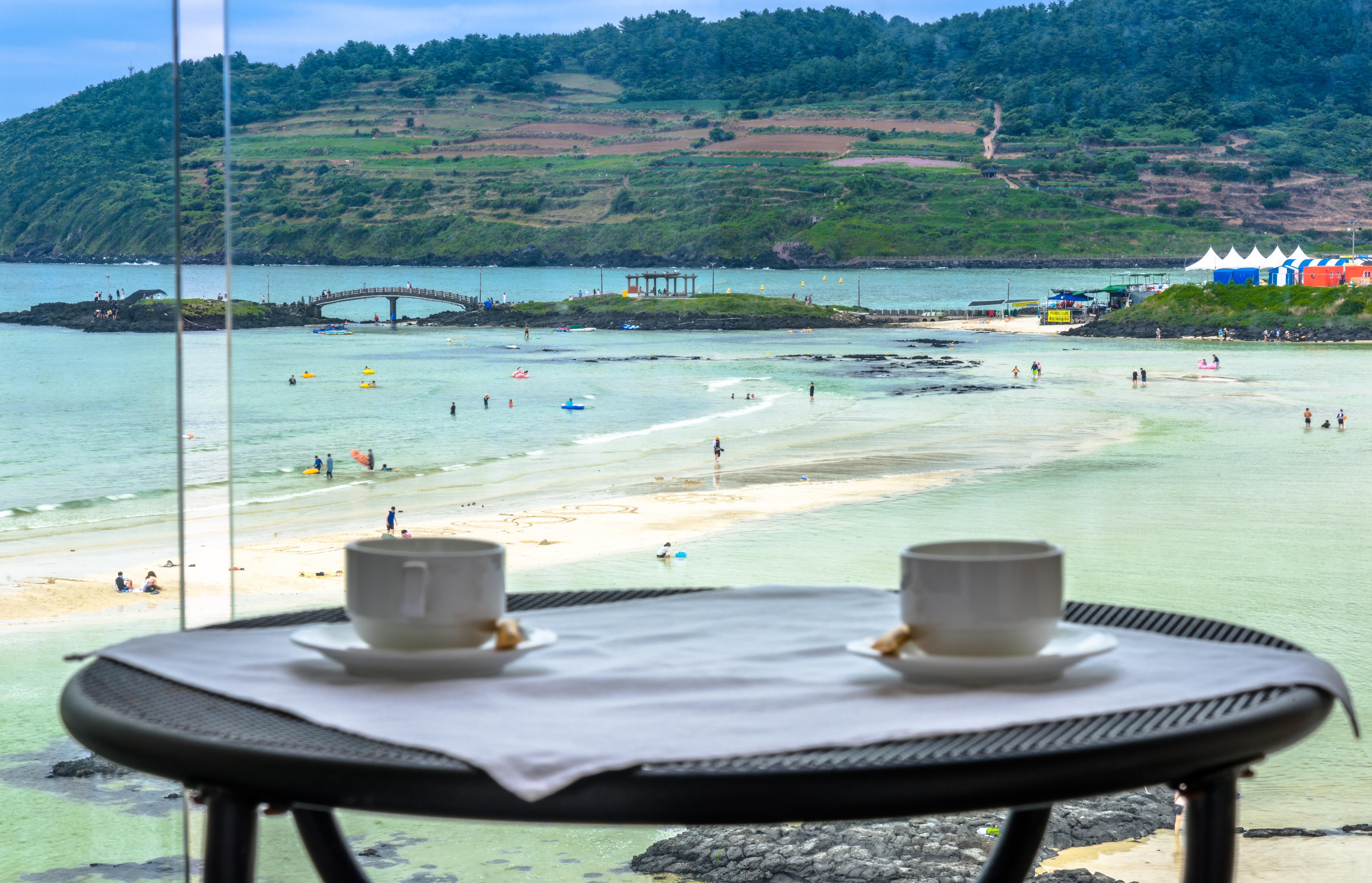 Aimi Jeju Beach Hotel Екстериор снимка