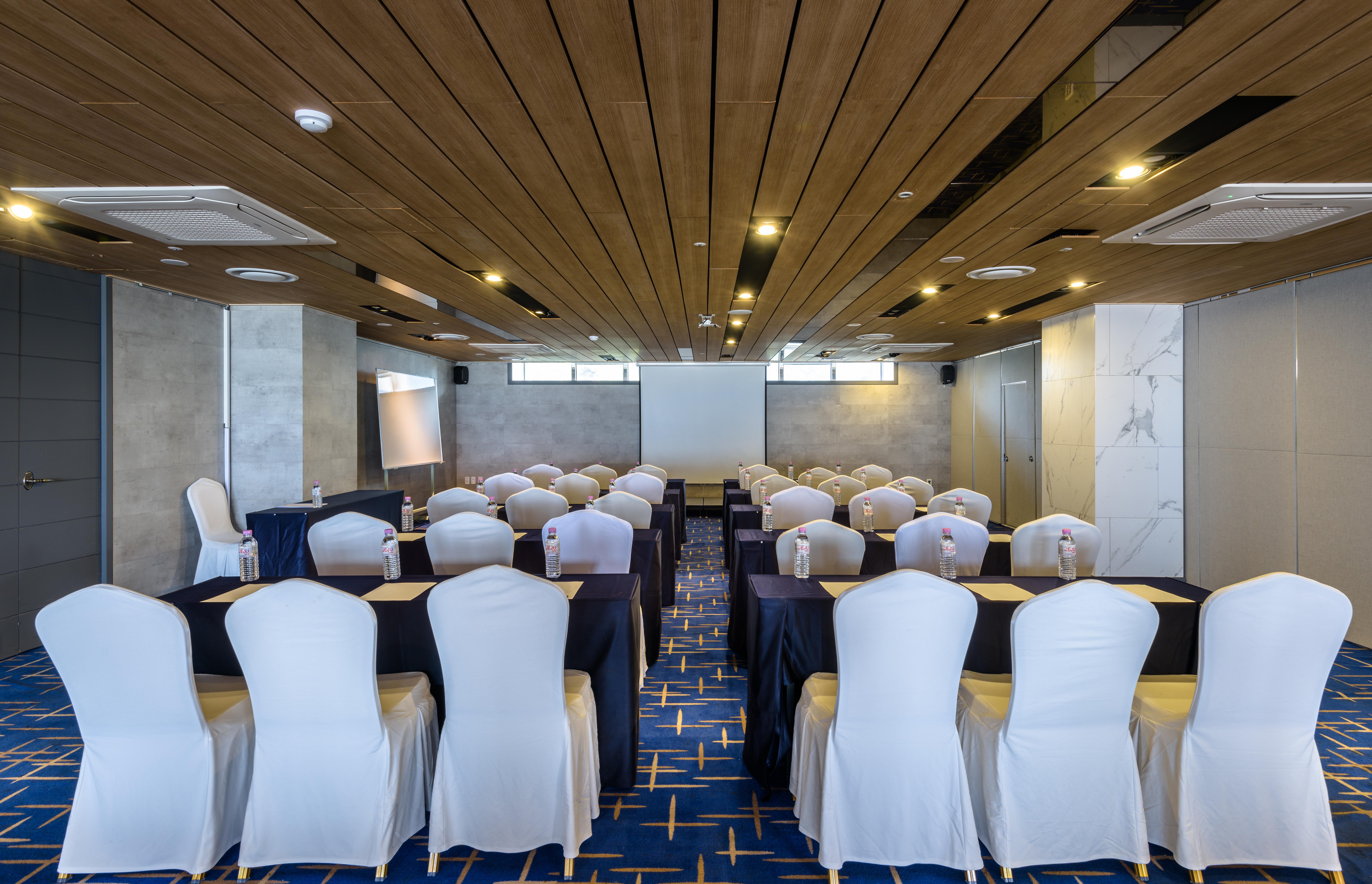Aimi Jeju Beach Hotel Екстериор снимка