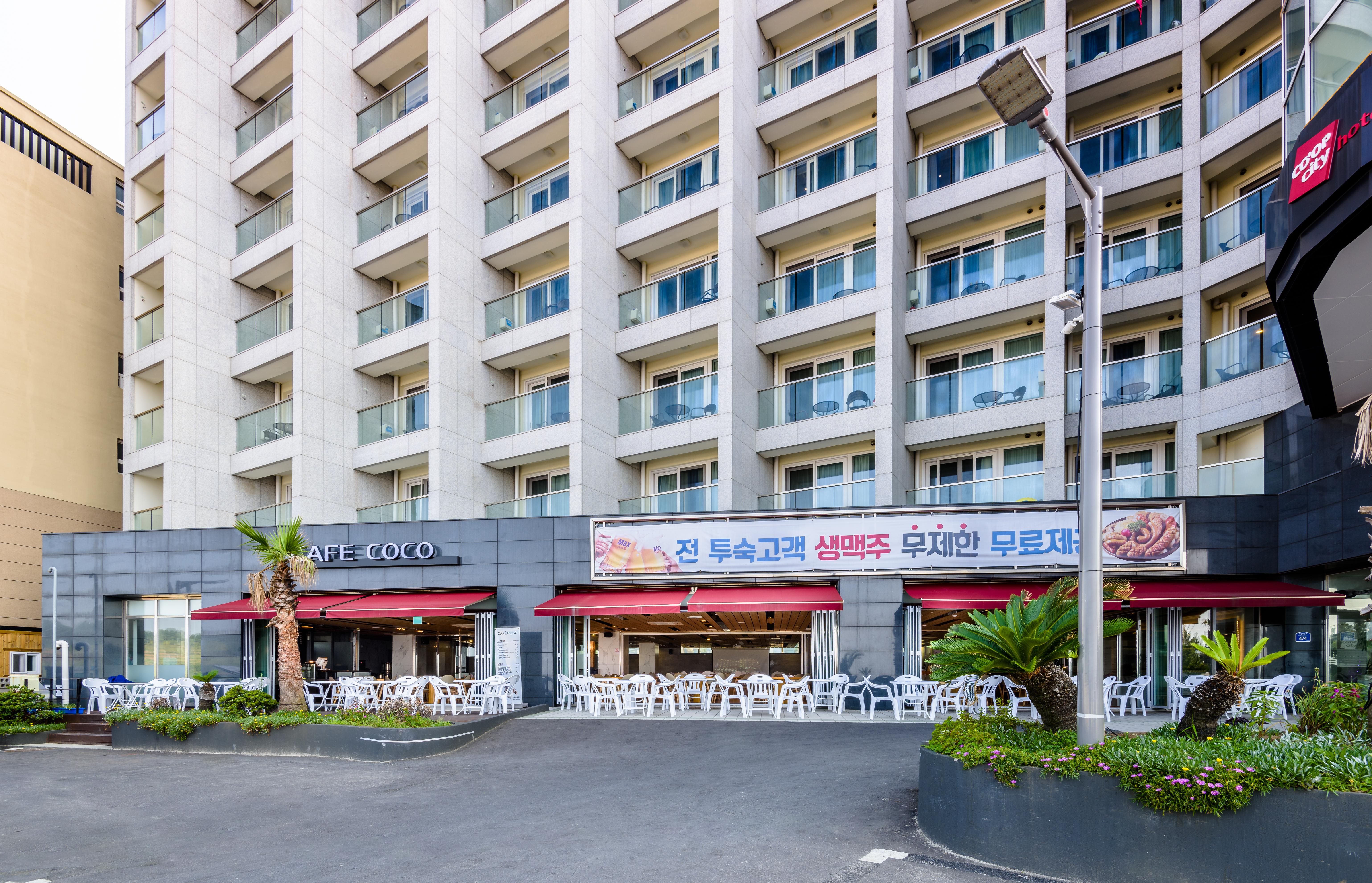 Aimi Jeju Beach Hotel Екстериор снимка